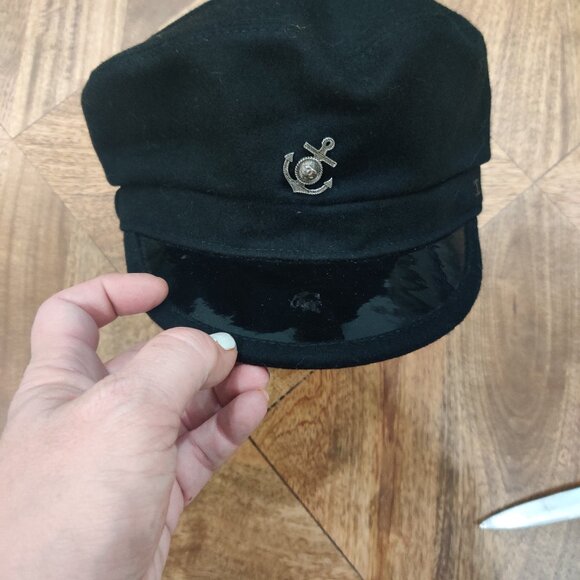 CHANEL wool newsboy cap size 58 (L) - Picture 1 of 5